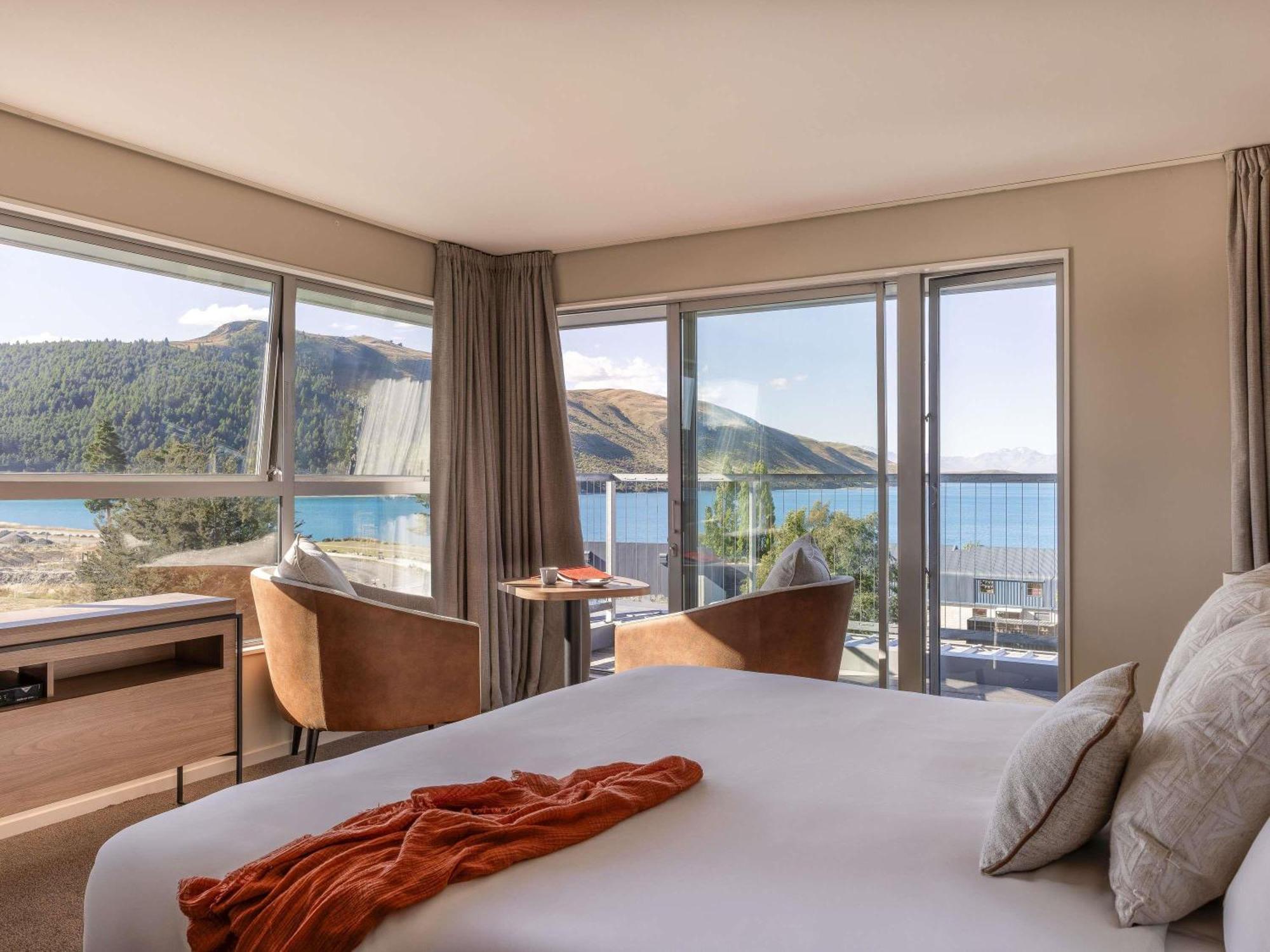 Three-bedroom lake view villa