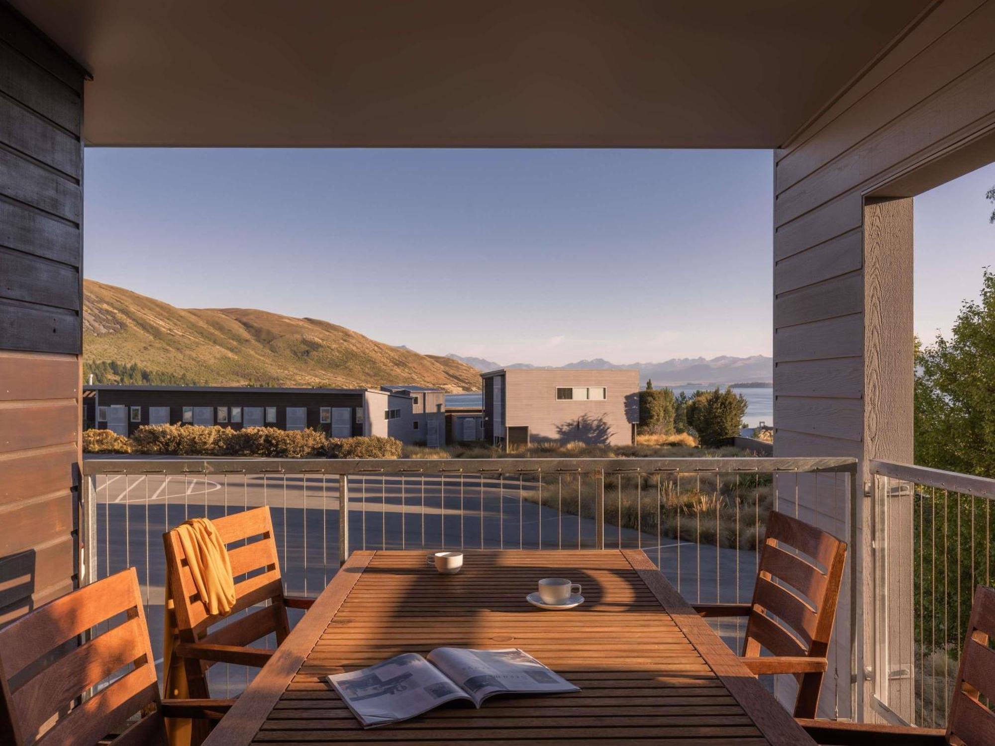 Three-bedroom mountain view villa