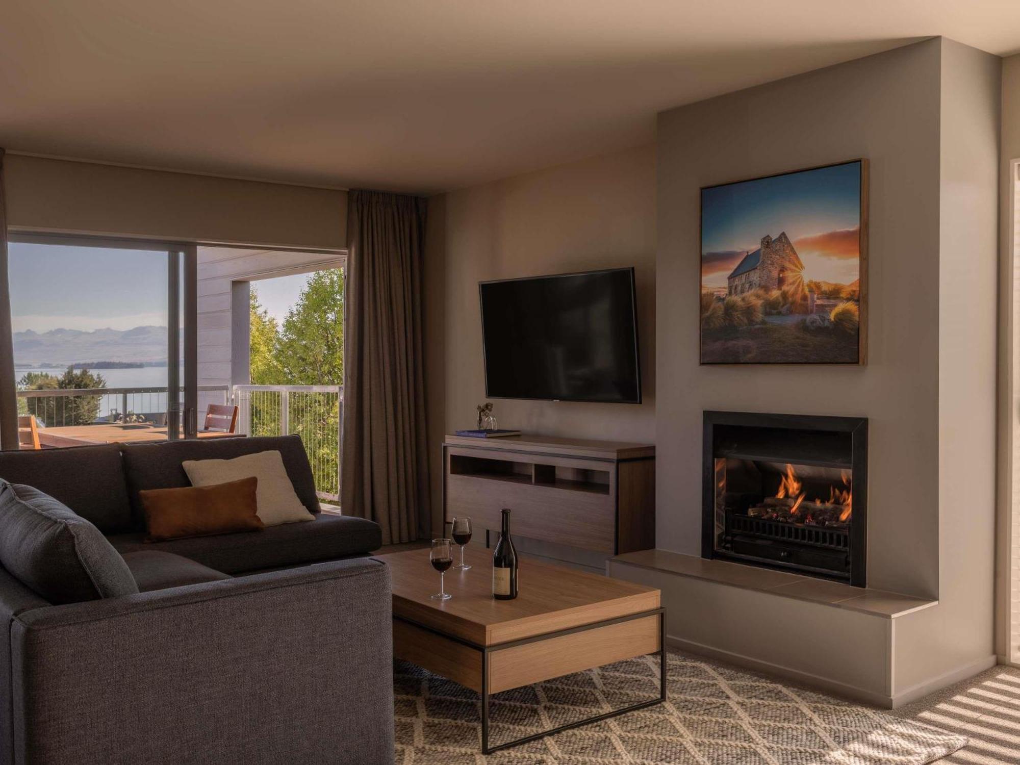 Three-bedroom mountain view villa