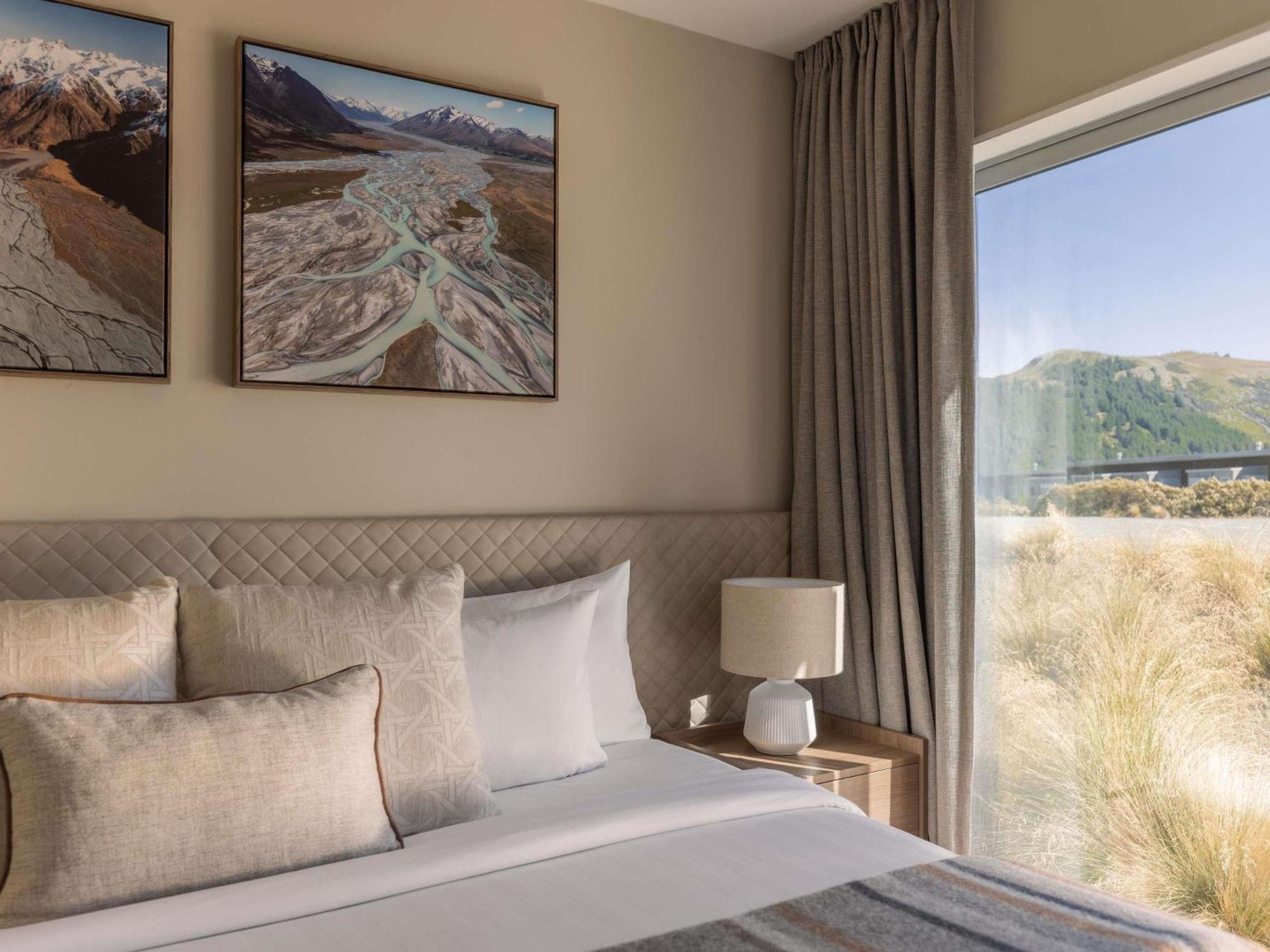 Three-bedroom mountain view villa